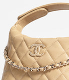 2025/26 Métiers d’art Clutch with chain
