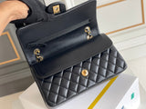 Classic Flap Medium Medium Size Black 1112