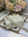 Lady Handbag White Embossed Diamond Pattern