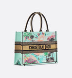 Souvenir Medium Book Tote Natural Raffia and