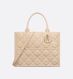 Medium Book Tote Powder Beige Macrocannage