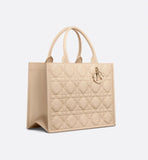 Medium Book Tote Powder Beige Macrocannage