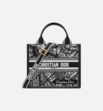Small Book Tote Black and White Plan de Paris