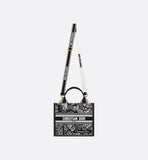 Small Book Tote Black and White Plan de Paris