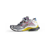 WOMEN'S RUNNER SNEAKER IN GREY