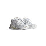 WOMEN'S RUNNER SNEAKER IN WHITE
