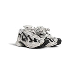 WOMEN'S RUNNER GRADIENT SNEAKER IN WHITE/BLACK
