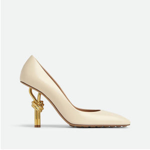 Knot Pump white