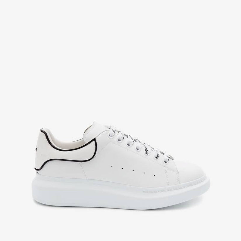 Men's Oversized Sneaker in White/black