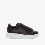 Men's Oversized Sneaker in Black