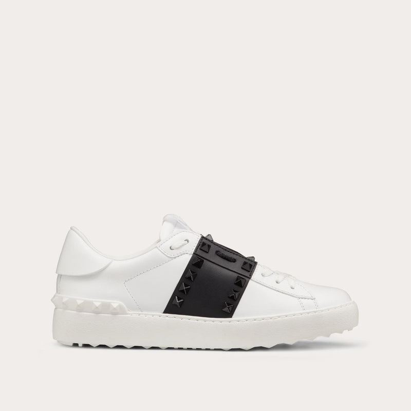 ROCKSTUD UNTITLED SNEAKER IN CALFSKIN LEATHER WITH TONAL STUDS WHITE