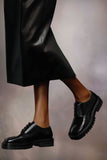 Tabi lace-ups black