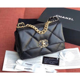 19 Lambskin Flap Bag AS1160