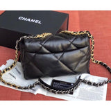 19 Lambskin Flap Bag AS1160