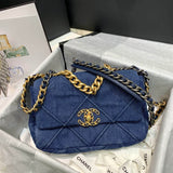 19 Small Flap Bag AS1160 Denim