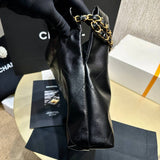 22 Bag Handbag Black Shiny Calfskin AS4486