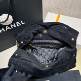 22 Small Handbag AS3260 in Black Velvet