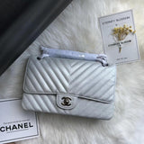Chevron Caviar Calfskin Classic Flap Bag A01112