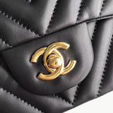Chevron Lambskin 17cm Classic Flap Bag 1115