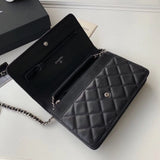 Classic Lambskin Wallet On Chain WOC AP0250