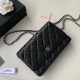 Classic Lambskin Wallet On Chain WOC AP0250