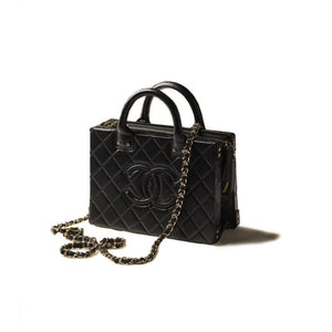 CC Vanity Case in Calfskin AS3345 Black