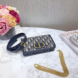 30 Montaigne 2-In-1 Pouch S2086