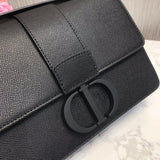 30 Montaigne Bag Grained Calfskin M9203