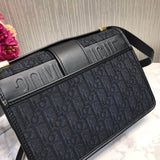 30 Montaigne Bag Oblique Jacquard M9203