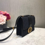 30 Montaigne Bag Oblique Jacquard M9203