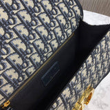 30 Montaigne Flap Chain Bag M9208