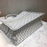 Book Tote Oblique M1286