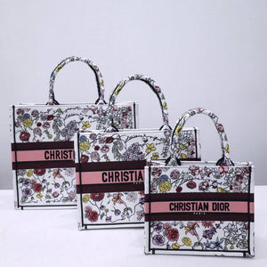 Christian   Book Tote White Multicolor Florilegio Embroidery