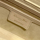 Box Calfskin Signature Bag With Strap M9280