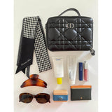 Caro Box Bag With Chain Black Quilted Macrocannage Calfskin S5140