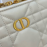 Caro Box Bag With Chain Latte Quilted Macrocannage Calfskin S5140
