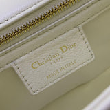 Medium Caro Bag Warm Taupe Supple Cannage Calfskin M9242