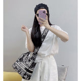 Medium Lady D-Lite Bag Black and White Around the World Embroidery M0565