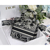 Medium Lady D-Lite Bag Black and White Around the World Embroidery M0565