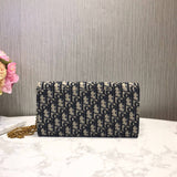 Oblique Clutch with Chain Bag S5401