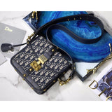 Oblique  addict Square Flap Bag 424304