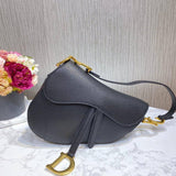 Saddle Bag in Grained Calfskin M0446