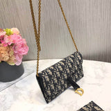 Saddle Long Wallet On Chain S5614