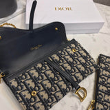 Saddle Long Wallet On Chain S5614