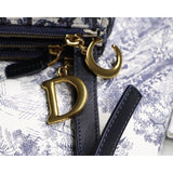 Saddle Oblique Clutch S5642