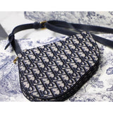 Saddle Oblique Clutch S5642