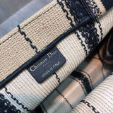 Small Bayad ¡ìre Embroidered Book Tote M1296