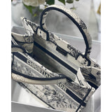 Small Book Tote Bag 26cm Latte Toile De Jouy Zodiac Embroidery Beige