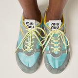 Gymnasium technical fabric and suede sneakers