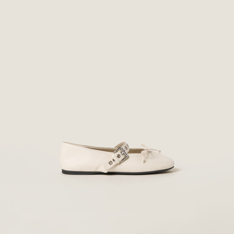 Leather ballerinas